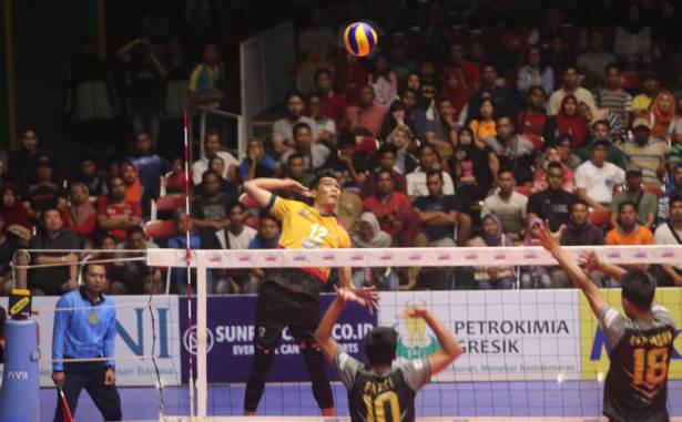 surabaya samator v jakarta garuda