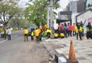 <span style='color:#ff0000;font-size:12px;'>Berita Sidoarjo </span><br> Peringati Hari Ulang Tahun, Seluruh Murid SMPN 2 Sidoarjo Kompak Terlibat Bersih-bersih Kota