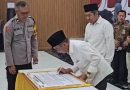 <span style='color:#ff0000;font-size:12px;'>Pilkada 2024 </span><br> Dua Paslon Cabup Cawabup Sidoarjo Siap Wujudkan Pilkada Damai