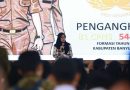 <span style='color:#ff0000;font-size:12px;'>Berita Banyuwangi </span><br> Bupati Banyuwangi Ipuk Fiestiandani Serahkan 625 SK CPNS dan PPPK, Begini Pesannya