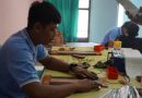 <span style='color:#ff0000;font-size:12px;'>Haji 2025 </span><br> Embarkasi Surabaya Cetak 1.520 Gelang Haji Tiap Hari di Asrama Haji