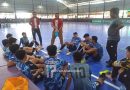 <span style='color:#ff0000;font-size:12px;'>Linus Futsal Jatim 2025 </span><br> Pemain Senior Alfredo dan Fadhil Ikut Bawa Espirito Futsalismo Kalahkan Tim Pendatang Baru Mbatu Sae FC di Linus Futsal Jatim 2025