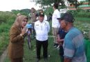 <span style='color:#ff0000;font-size:12px;'>Berita Sidoarjo </span><br> Wabup Sidoarjo Mimik Idayana Evakuasi Kakek ‘Sebatang Kara’ ke Yayasan Miliknya