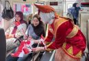 <span style='color:#ff0000;font-size:12px;'>Agustusan 2025 </span><br> Penumpang Kereta Api Ikuti Detik-detik Proklamasi di Atas Perjalanan Kereta Api dan Stasiun pada HUT ke 80 Kemerdekaan RI