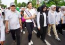 <span style='color:#ff0000;font-size:12px;'>Berita Banyuwangi </span><br> Bupati Banyuwangi Ipuk Bersama Putri Indonesia dan Ribuan Insan Kesehatan Banyuwangi Parade Gaya Hidup Sehat