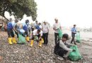 <span style='color:#ff0000;font-size:12px;'>Berita Banyuwangi </span><br> Banyuwangi Kolaborasi Bareng Sungai Watch, Gelar Aksi Big Clean Up di Pesisir Sampangan Muncar