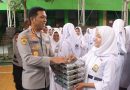 <span style='color:#ff0000;font-size:12px;'>Berita Sidoarjo </span><br> Kapolresta Sidoarjo Cek Distribusi Makan Bergizi Gratis di SMPN 3 Porong