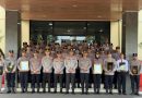 <span style='color:#ff0000;font-size:12px;'>Berita Makassar </span><br> Berprestasi dan Berdedikasi, Puluhan Personel Polda Sulsel Diganjar Penghargaan
