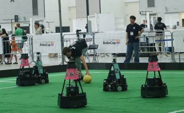 <span style='color:#ff0000;font-size:12px;'>Pendidikan </span><br> Tim Robotika ITS Raih Juara 3 RoboCup 2026 di Korea Selatan