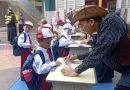<span style='color:#ff0000;font-size:12px;'>Pendidikan </span><br> Ratusan Siswa Baru SD Muhammadiyah 18 Surabaya ‘Masuk’ Hutan di MPLS Hari Pertama