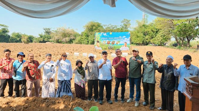 Gerakan Tanam Serentak Komoditas Perkebunan, SGN Dukung Swasembada Pangan dan Energi Nasional
