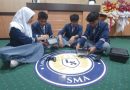 <span style='color:#ff0000;font-size:12px;'>Pendidikan </span><br> Tim Robotika SMA Labschool Unesa Sabet 3 Gelar Juara World Robotic for Peace Singapura 2026