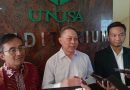 <span style='color:#ff0000;font-size:12px;'>Pendidikan </span><br> Prof Delvac asal Manchester Berbagi Ilmu Penelitian Penyakit Kardiovaskular di Unusa