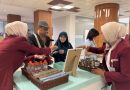 Hari Pelanggan Nasional, Bandara Juanda Bagi 1.800 Snack dan Souvenir Gratis untuk Penumpang