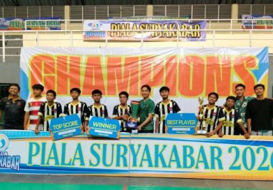 <span style='color:#ff0000;font-size:12px;'>Piala Surya Kabar 2026 </span><br> SMPN 2 Sidoarjo Juara Piala Surya Kabar 2026, di Final Kalahkan SMPN 1 Sedati