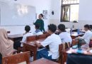 <span style='color:#ff0000;font-size:12px;'>Berita Banyuwangi </span><br> Peringati Hari Santri Nasional 2026, Puluhan Santri Terjun ke Sekolah-Sekolah dalam Santri Mengajar, Bupati Banyuwangi Ipuk Fiestiandani: Kenalkan Tradisi Pesantren