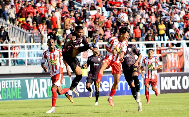 <span style='color:#ff0000;font-size:12px;'>Pegadaian Championship 2026-2027 </span><br> Persaingan Papan Atas Grup B Pegadaian Championship 2026-2027 Ketat, Ini Komentar Pelatih Deltras FC