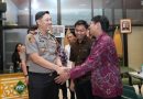 <span style='color:#ff0000;font-size:12px;'>Berita Sidoarjo </span><br> Kapolresta Sidoarjo AKBP Bobby Adimas Candra Putra Rangkul Mahasiswa, Buka Ruang Dialog untuk Jaga Kondusifitas